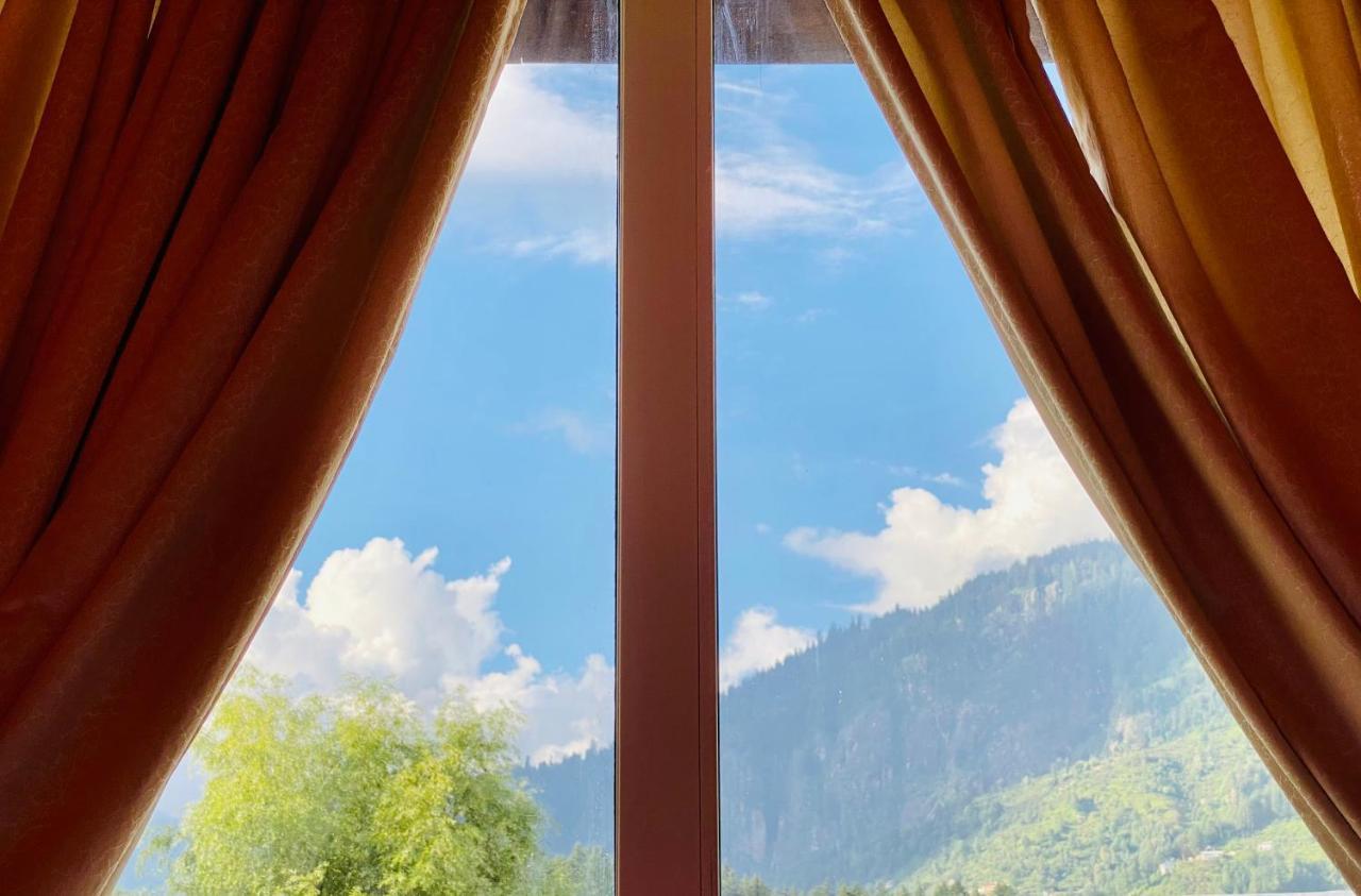 Winterline Resort Near Mall Road Manali - Centrally Heated & Air Cooled Zewnętrze zdjęcie