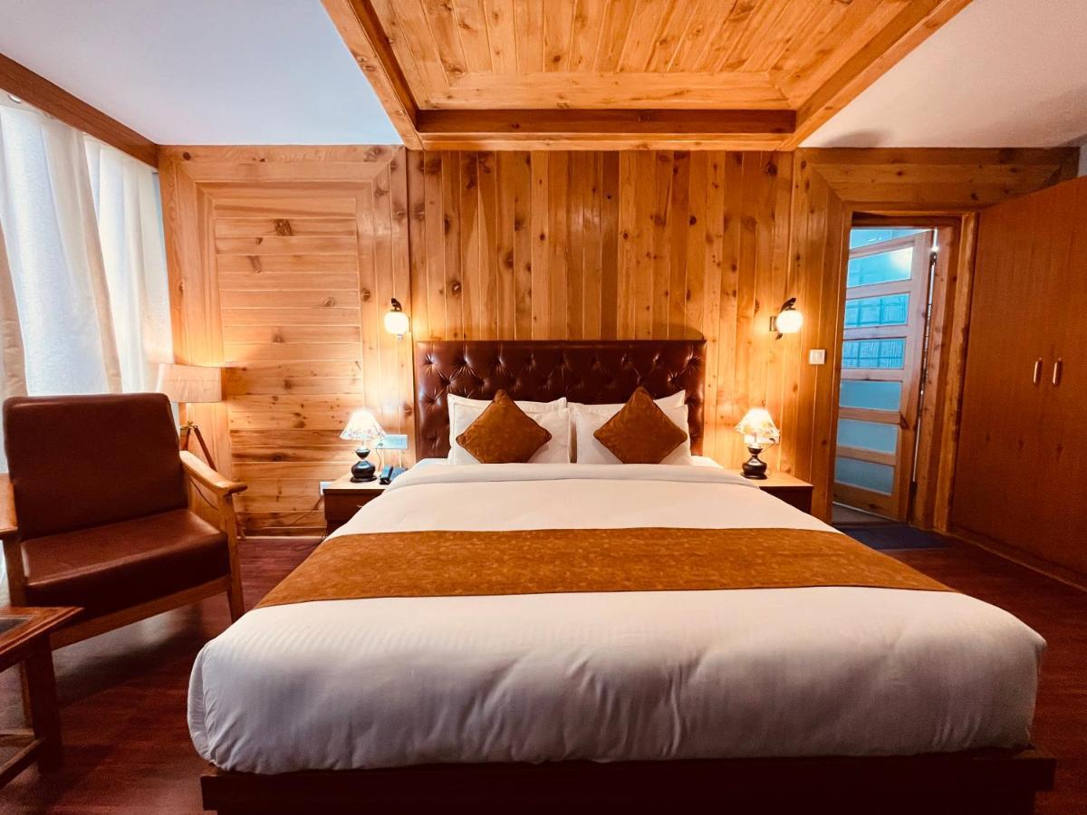 Winterline Resort Near Mall Road Manali - Centrally Heated & Air Cooled Zewnętrze zdjęcie