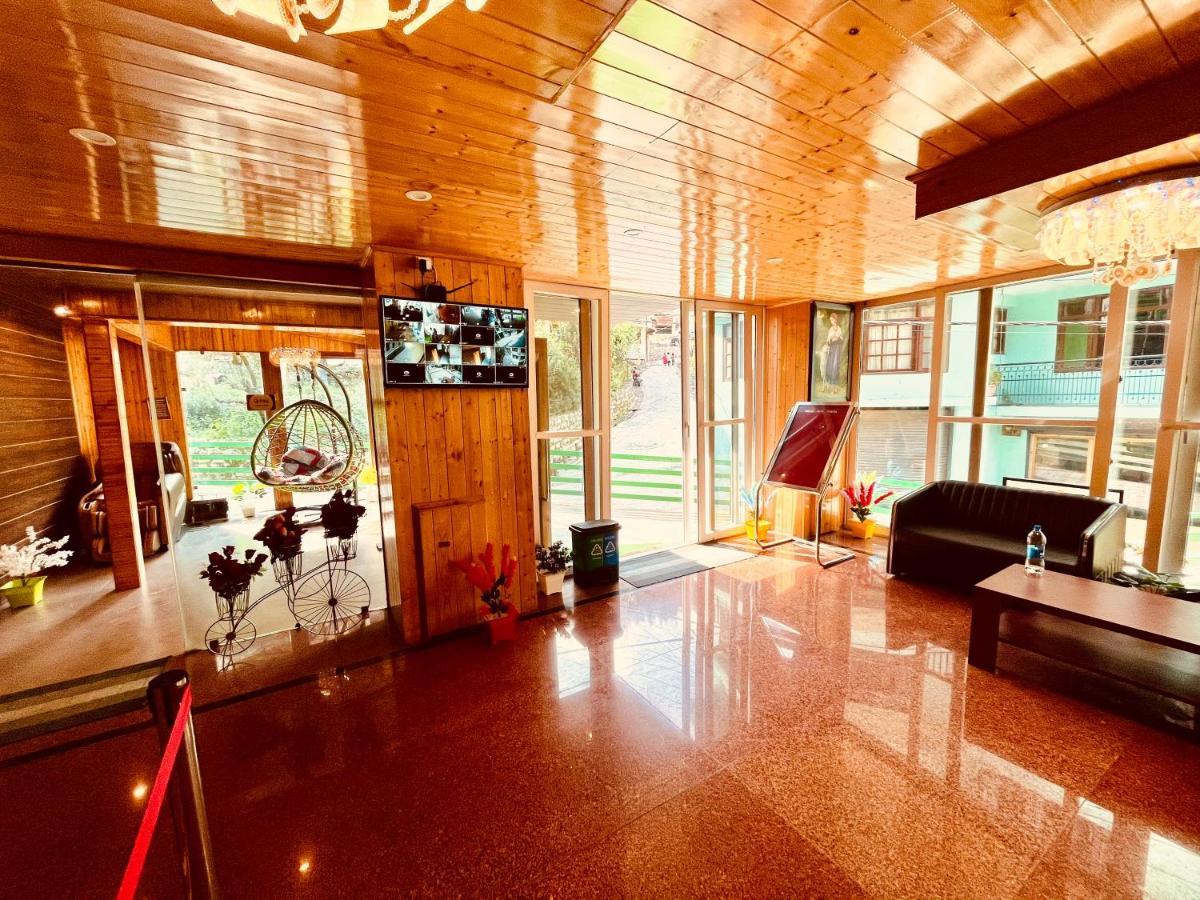 Winterline Resort Near Mall Road Manali - Centrally Heated & Air Cooled Zewnętrze zdjęcie