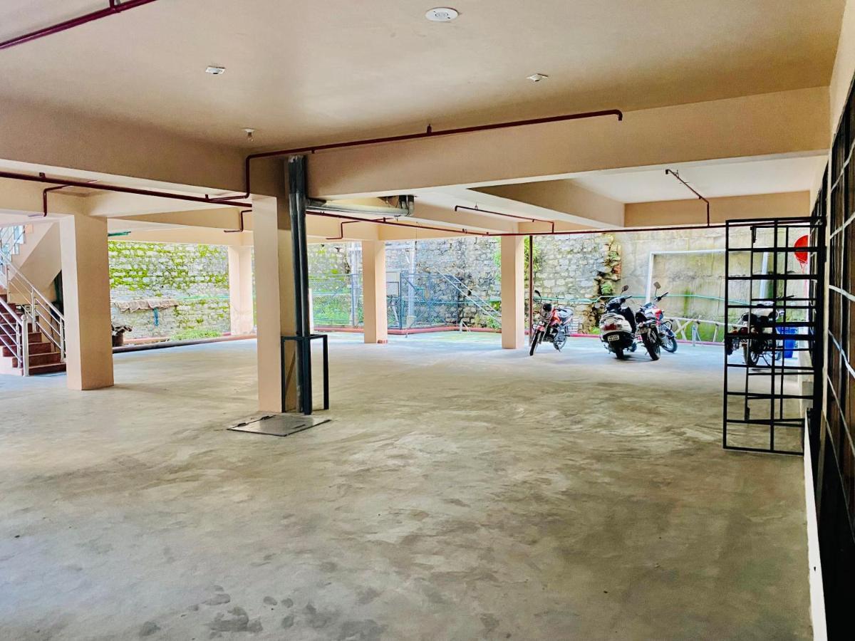 Winterline Resort Near Mall Road Manali - Centrally Heated & Air Cooled Zewnętrze zdjęcie